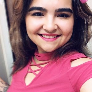 Meet your Posher, Kassandra